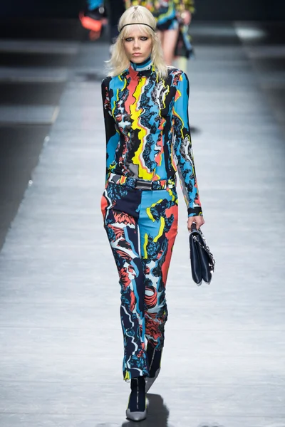 Look 22